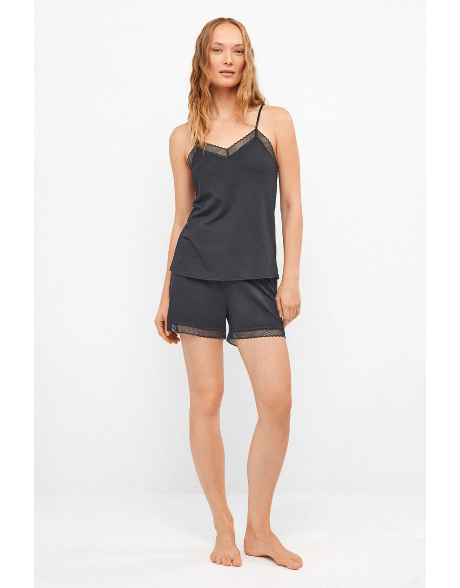 Pijama modal preto calção com detalhes em renda